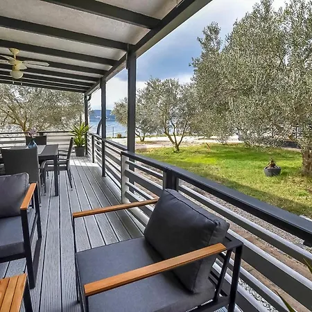 Mobile Pen Shell * Biograd Na Moru