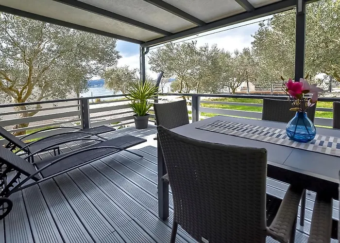 Mobile Pen Shell בית נופש ביוגראד נה מורו