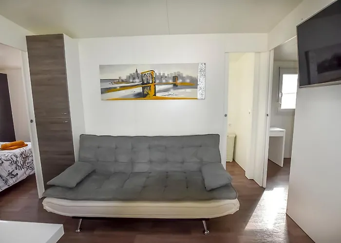 Mobile Pen Shell Biograd Na Moru